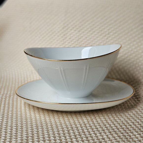 Vintage Winterling Bavaria Porcelain‎ Sauce Boat with attached Underplate - Picture 13 of 13